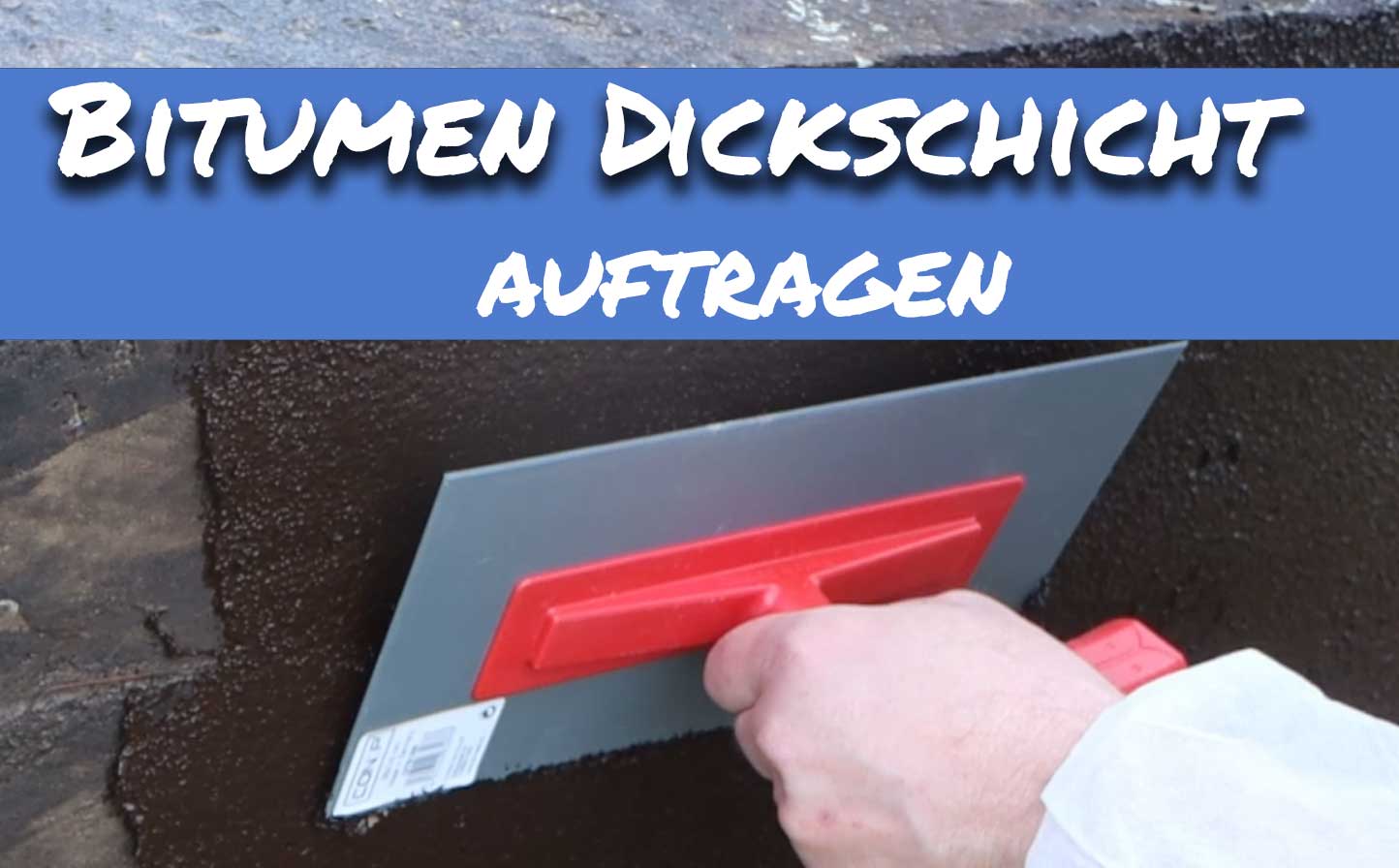 Bitumen auf eine Bodenplatte aufbringen